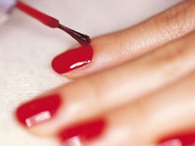 Περιποιηθείτε τα νύχια σας